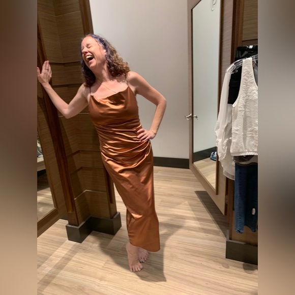 Meet your Posher, Crystal - Picture 2 of 11